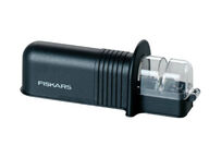 Fiskars Functional Form Roll-Sharp veitsenteroitin, musta