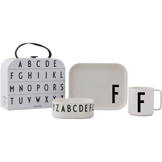 Design Letters Classics In A Suitcase -lahjarasia, F