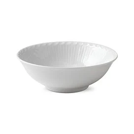 Royal Copenhagen White Fluted Half Lace kulho 35 cl